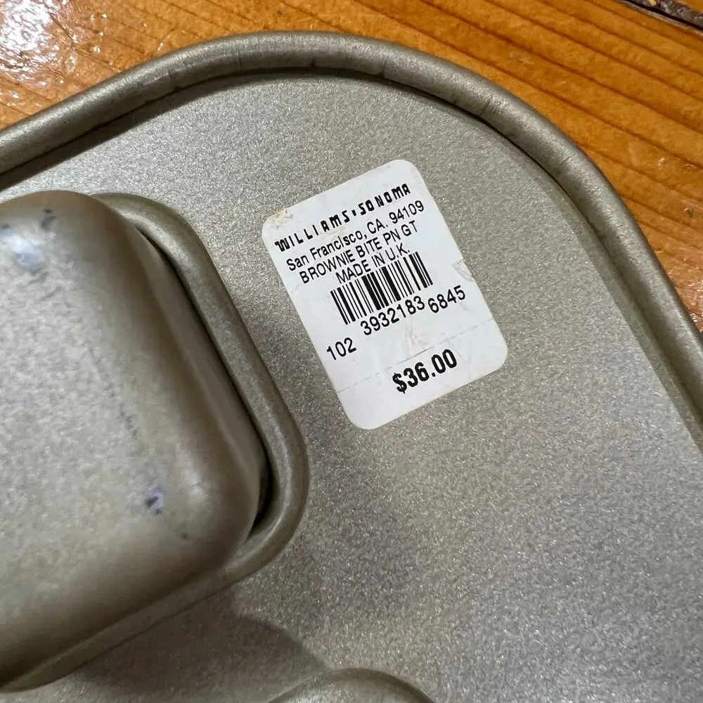 Williams Sonoma Goldtouch Mini Brownie Bite Pan 20 Cup Nonstick Bakeware
